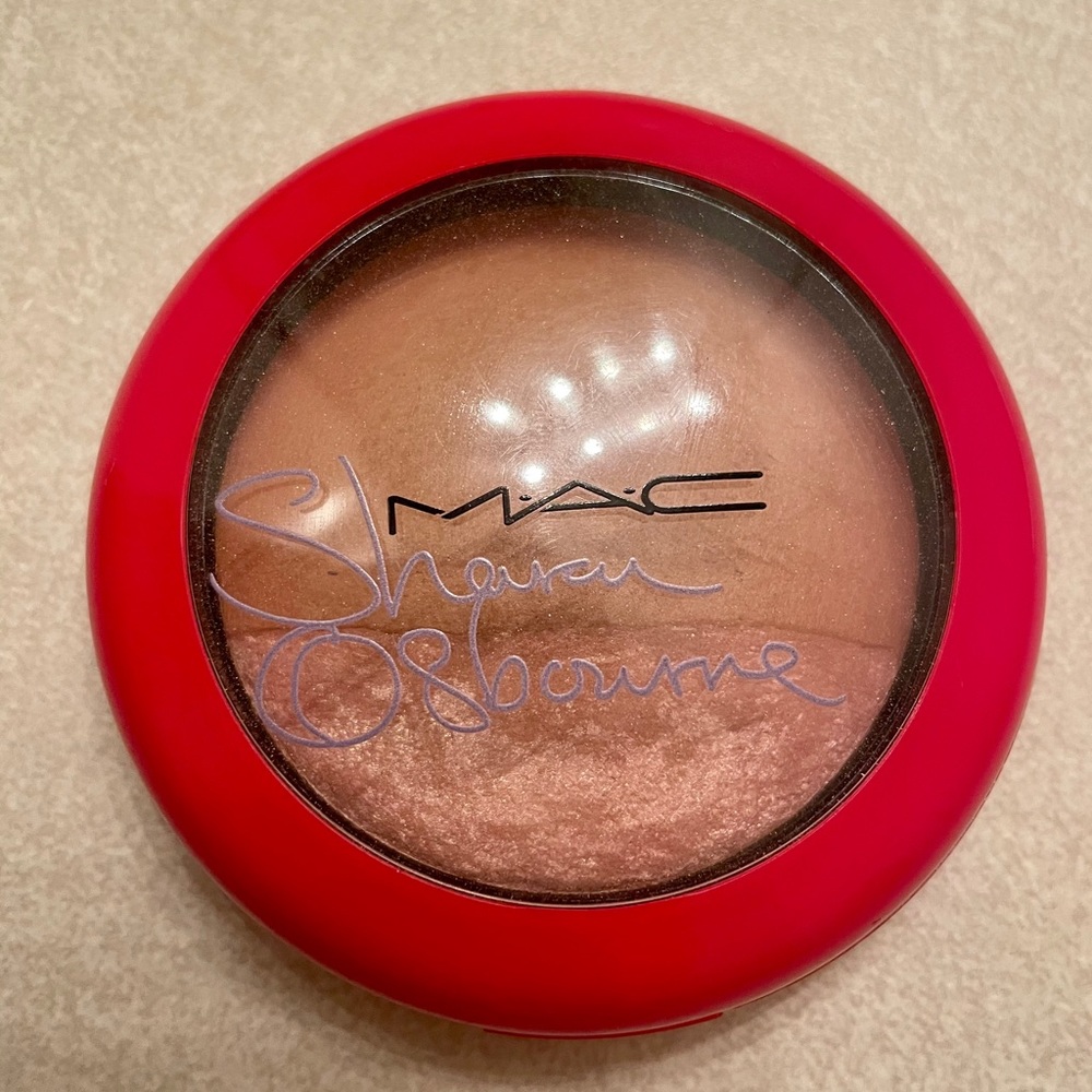 MAC Cosmetics Sharon Osbourne Refresh